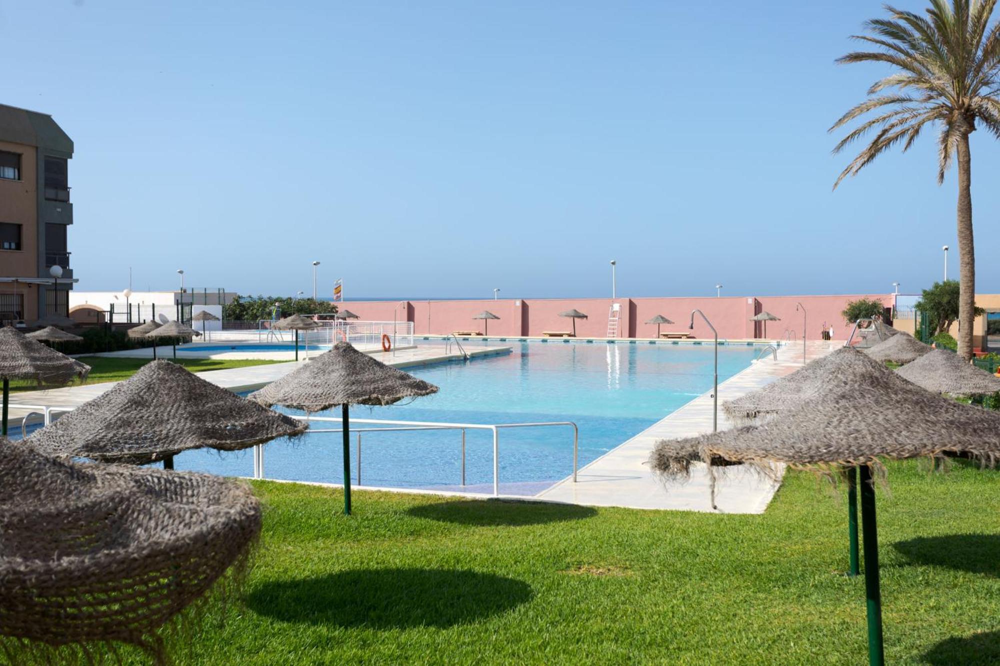 Bajo Primera Linea Playa, Retamar, Cabo De Gata, Wifi 雷塔马尔 外观 照片