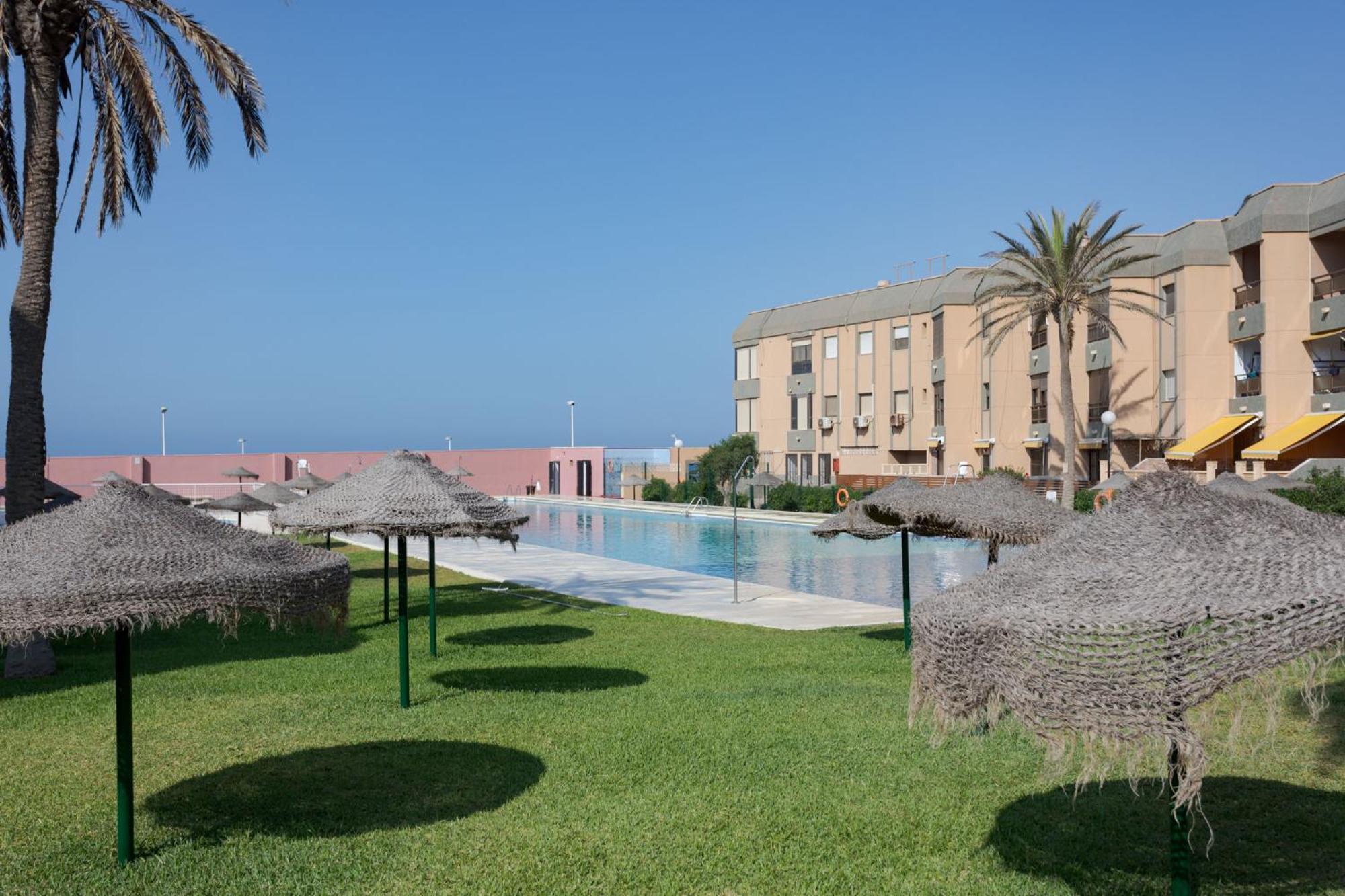 Bajo Primera Linea Playa, Retamar, Cabo De Gata, Wifi 雷塔马尔 外观 照片