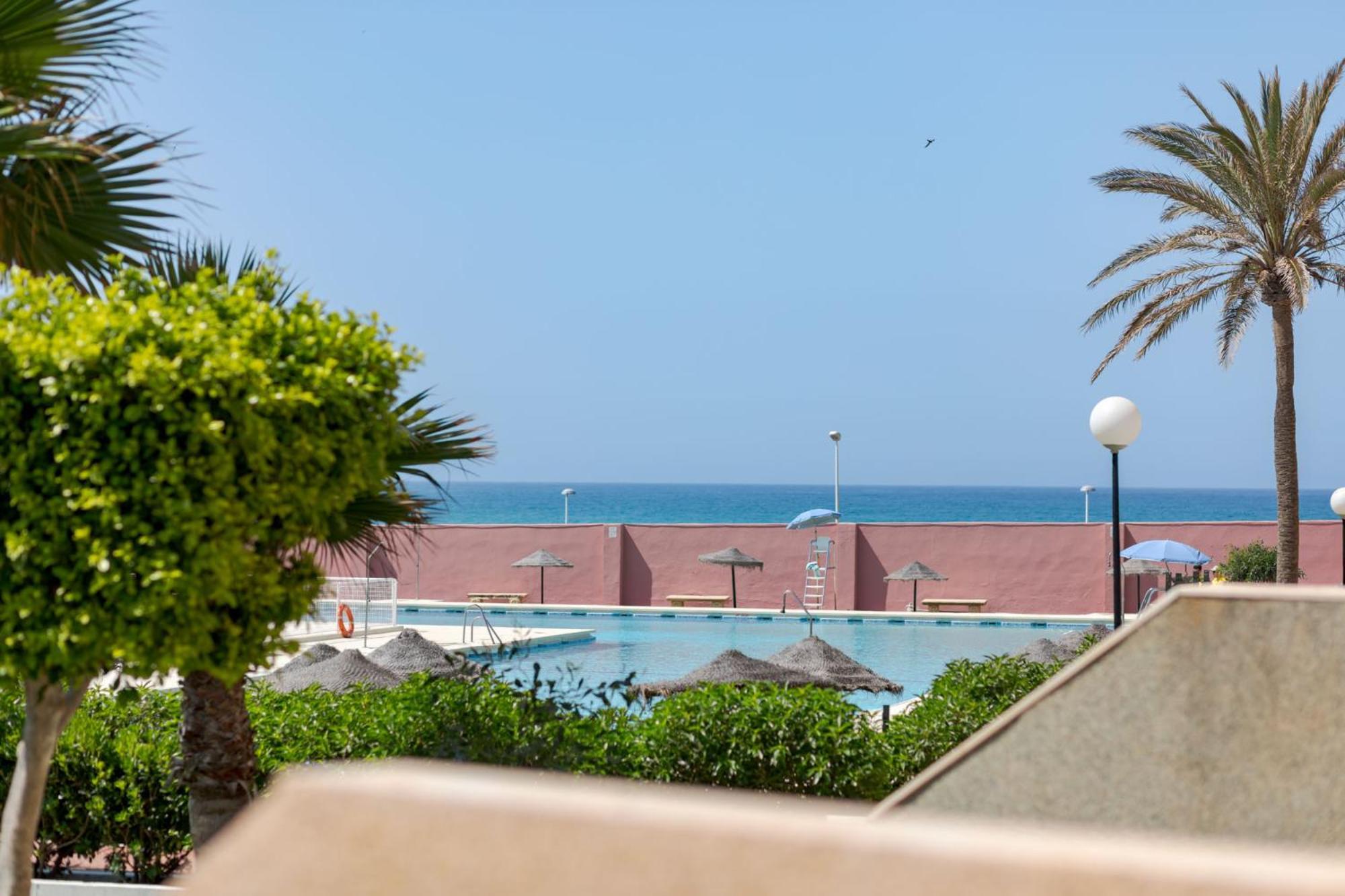 Bajo Primera Linea Playa, Retamar, Cabo De Gata, Wifi 雷塔马尔 外观 照片
