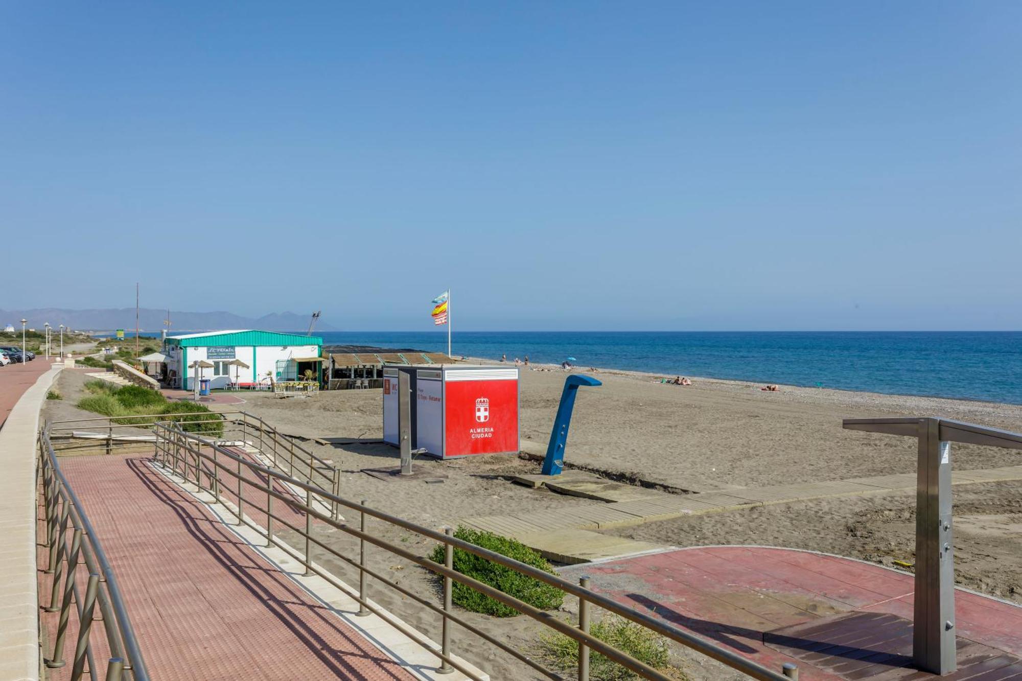Bajo Primera Linea Playa, Retamar, Cabo De Gata, Wifi 雷塔马尔 外观 照片